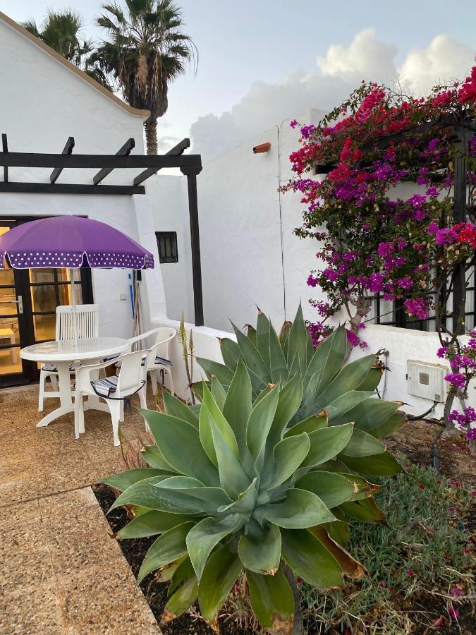 Estrella Del Mar 8. 1 Bedroom Villa With Pool And Gardens 300 Metres From The Beach Corralejo Eksteriør bilde