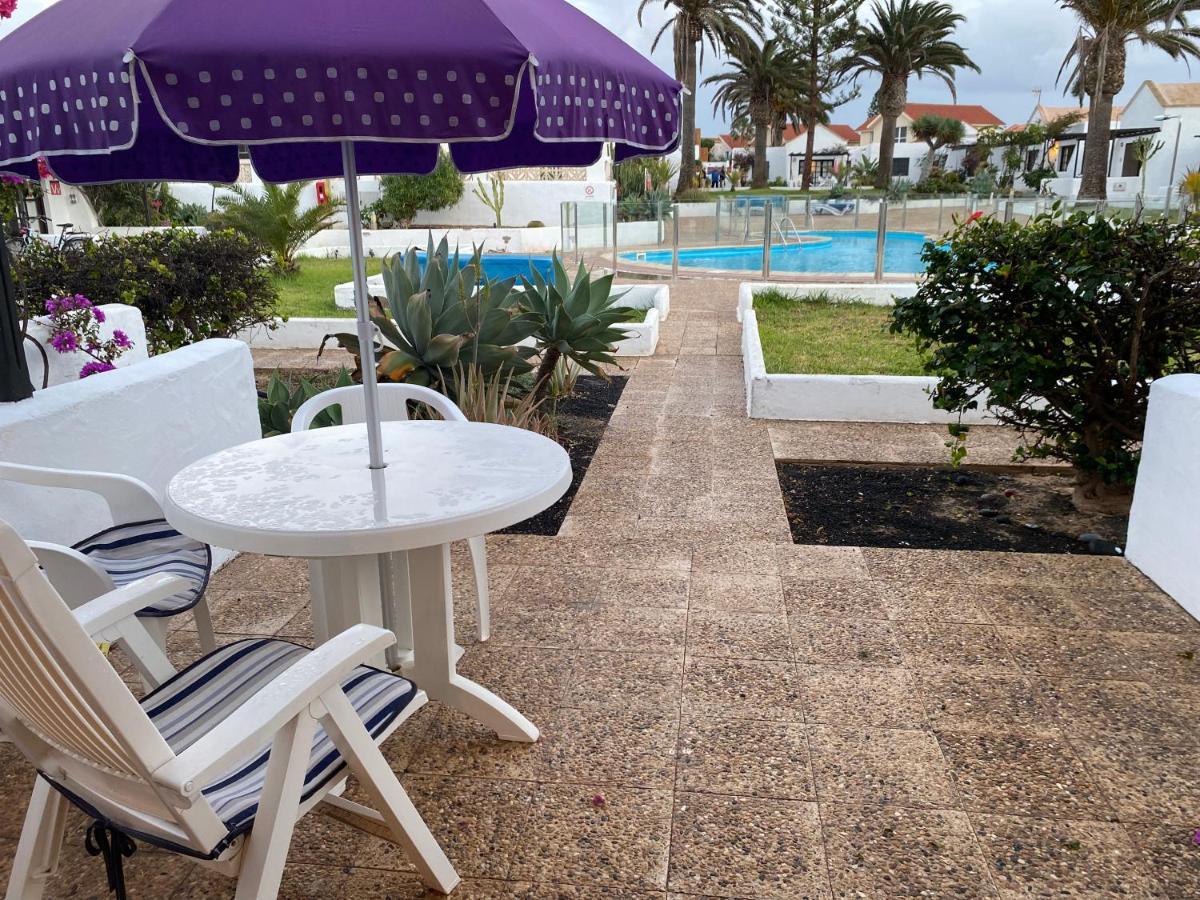 Estrella Del Mar 8. 1 Bedroom Villa With Pool And Gardens 300 Metres From The Beach Corralejo Eksteriør bilde